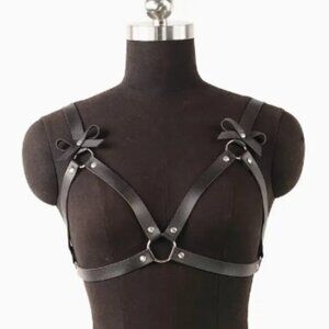 PU Leather Bow Detail Harness Belt